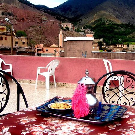 Chez Les Berberes Bed and Breakfast Imlil  Buitenkant foto