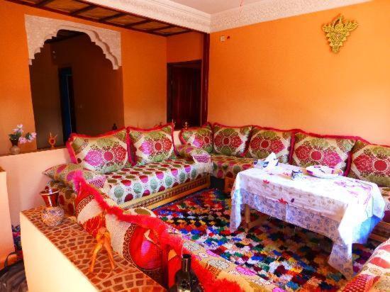Chez Les Berberes Bed and Breakfast Imlil  Buitenkant foto